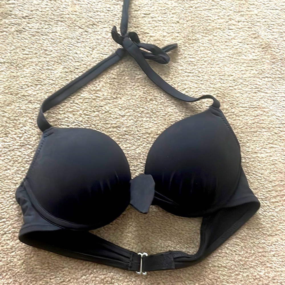 Jcpenney black push-up bikini top with bow in front
